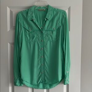 Western Turquoise Button Down with Silver accents and snaps, size 6